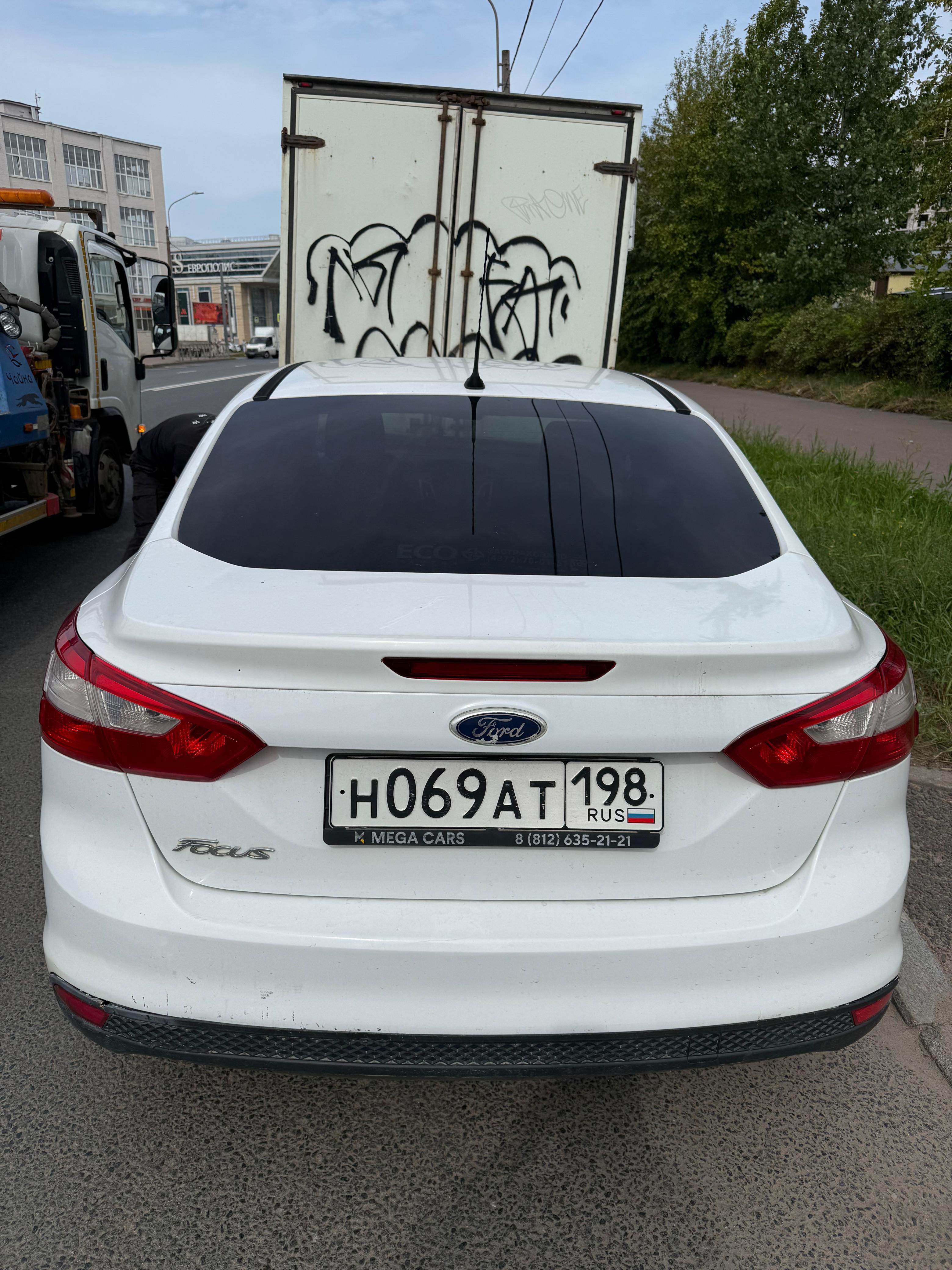 FORD FOCUS 1,6АТ